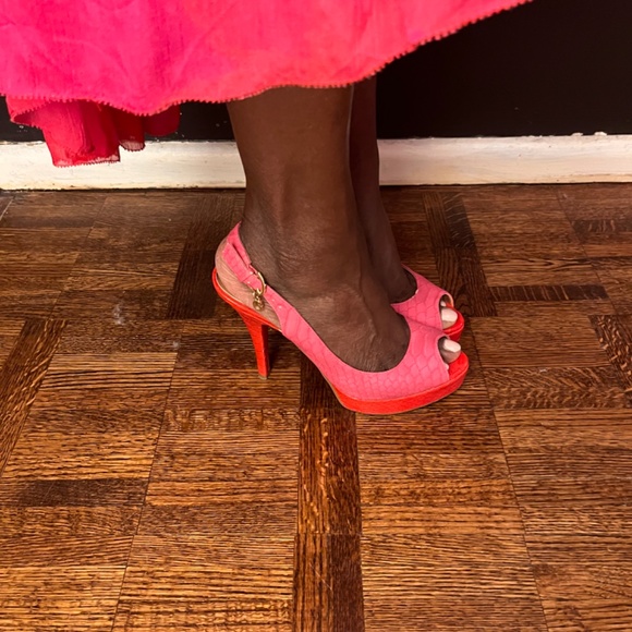 Shoes - Picture 7 of 7